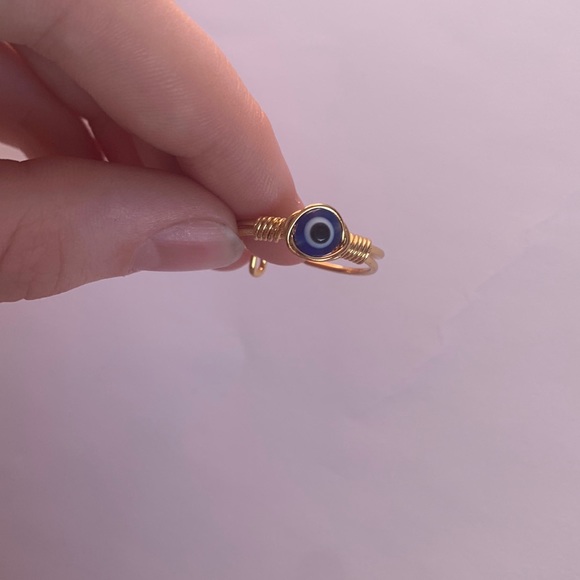 Evil eye ring SIZE 8 - Picture 2 of 4